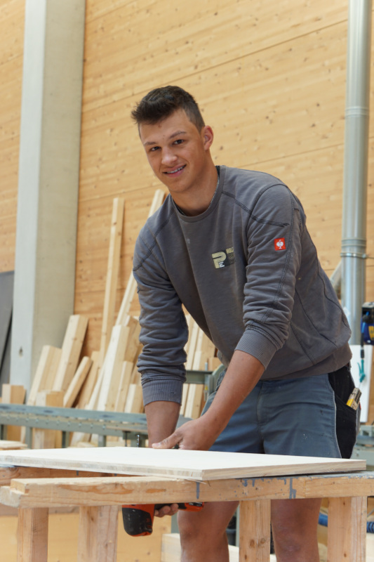 Posch Holzbau GmbH - Tirol, Volders - Daniel Stöckl - Bauen mit Holz - 1983